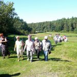 W2_018 Do naszych czasów zachowały się zarysy kurhanów grzebalnych. Jest ich 34 na około 90.